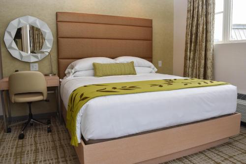 The Fredonia Hotel in Nacogdoches, USA