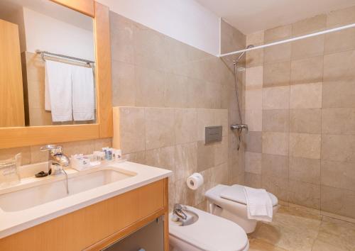 Hotel THe Corralejo Beach - image 11