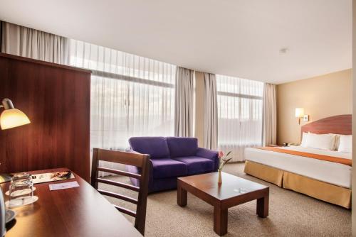 Classic Suite image 3