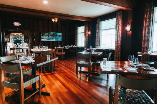 ห้องอาหาร, Chebeague Island Inn in บูธเบย์ฮาร์เบอร์ (ME)