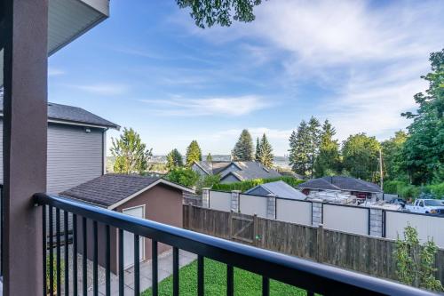 Vancouver Yuelai Guesthouse in โคควิตแลม (BC)