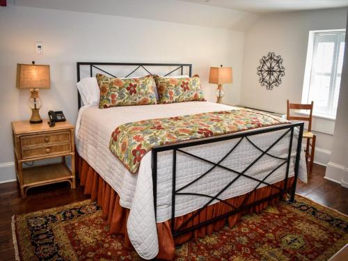 Inn at Evergreen - image 8