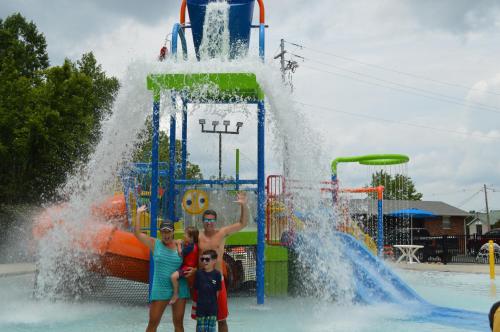 Water park, Country Cascades Waterpark Resort in Pigeon Forge (TN)