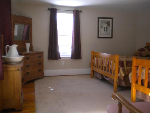 The Sterling Inn - image 4