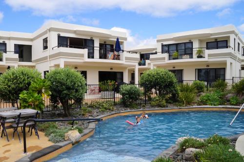 Pauanui Hotels