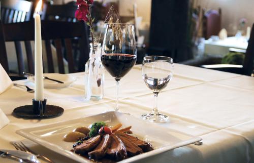 Hotel Restaurant Hof Hueck Soest Price Address Reviews