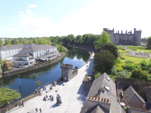 Kilkenny River Court Hotel