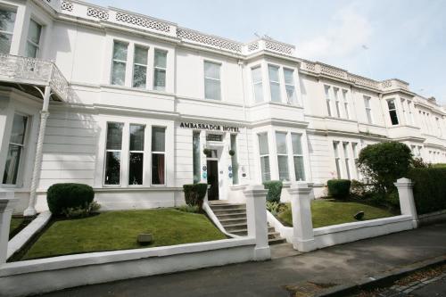 Ambassador Hotel - image 4