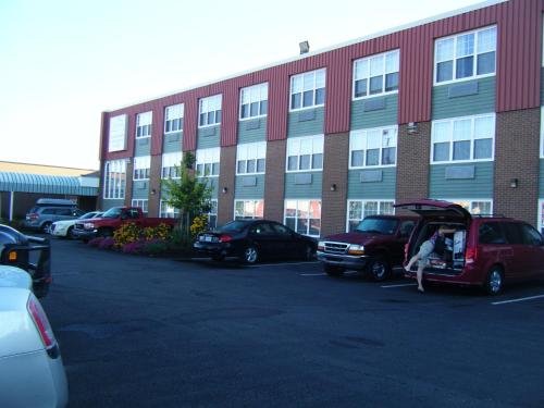 Claymore Inn and Suites - Hotel - Antigonish