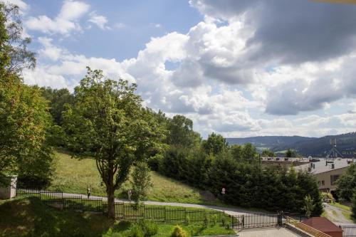 Apartamenty Kamienna z widokiem na góry i 2 km do Wyciągu Skolnity - Dream Apart Apartamenty Kamienna z widokiem na góry i 2 km do Wyciągu Skolnity - Dream Apart