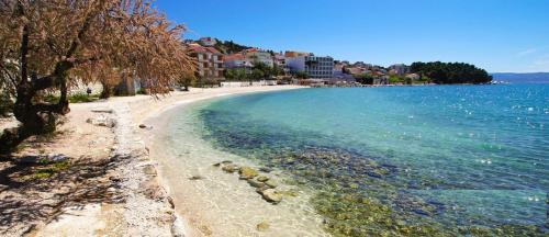  Apartman Perun, Ferienwohnung in Podstrana