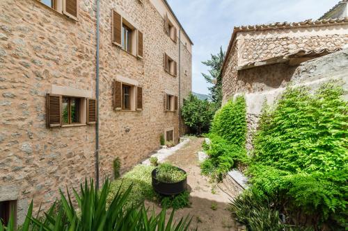 Hotel Ca'l Bisbe - image 7
