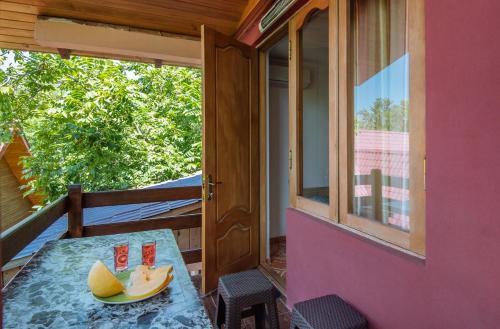 Erkély/terasz, Hotel Forest Fairy in Shekvetili