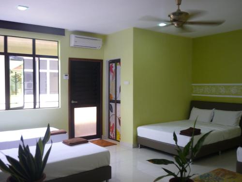 Hotel Paka INN in Paka