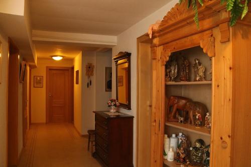 Adler Post - image 7