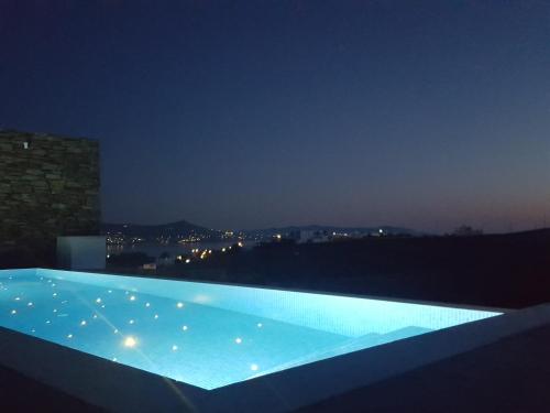  Sun set in krios in Parikia