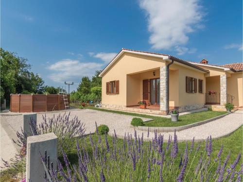  Holiday home Ruzici Cr in 52231 Ružići