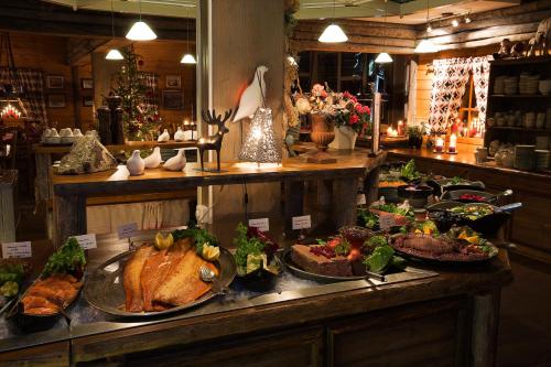 Food and beverages, Hotel Yllashumina in Helukka