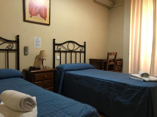 Hostal El Pilar - image 14