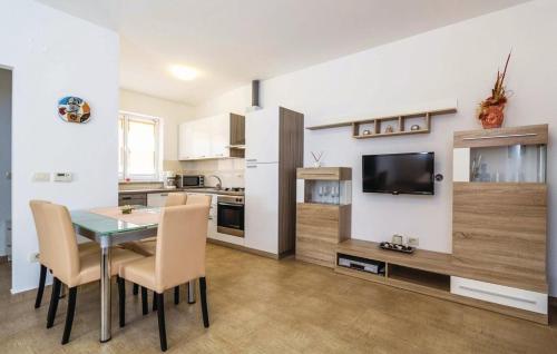  Apartment Martina in Brseč