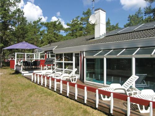 Garden, Holiday Home Fjælstaunijn Nexø Denm in Snogebaek