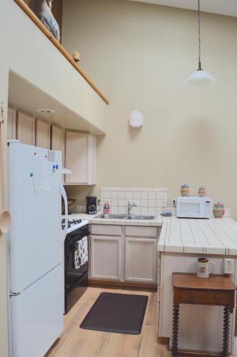 Adorable Taos Townhome in Taos, USA