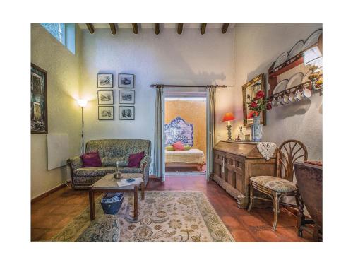 Three-Bedroom Holiday Home in Colares, Sintra