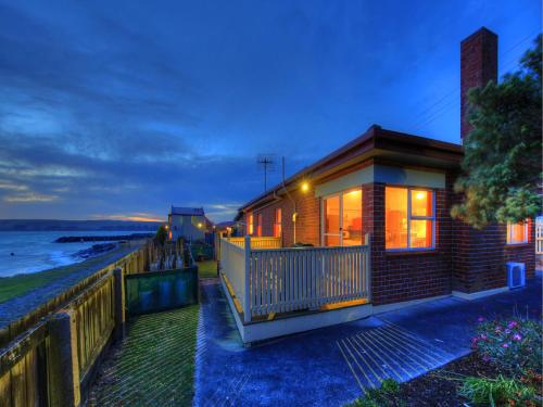 Stanley Village Waterfront Accommodation