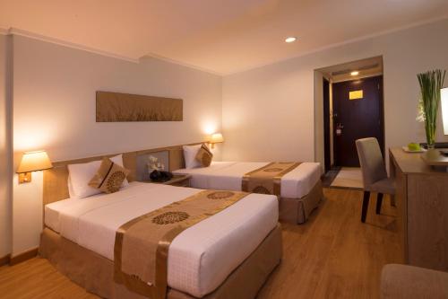 Vien Dong Hotel