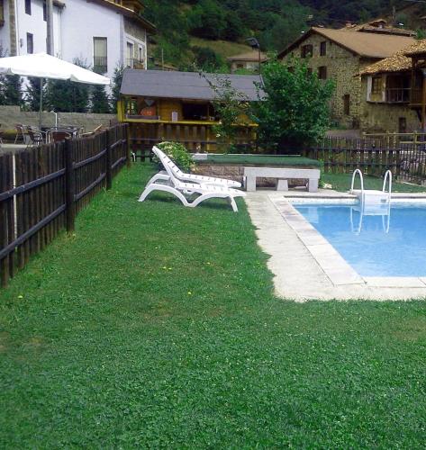 Hostal Nevandi - main image
