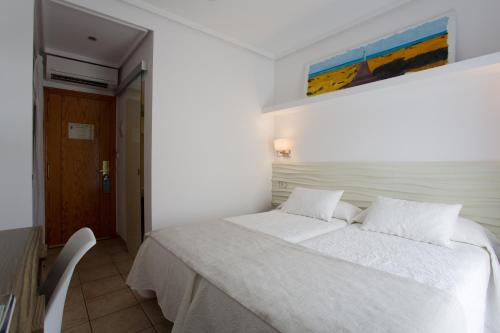 Hotel Bahía - image 6
