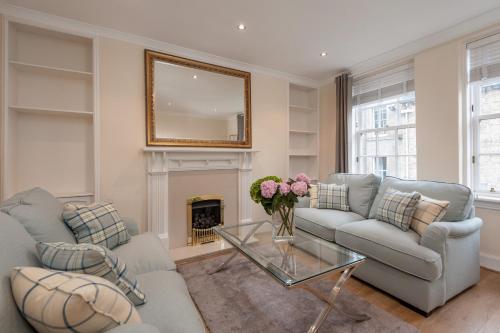 Canongate Apartment