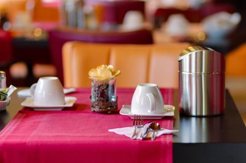 Central Hotel Friedrichshafen - image 5