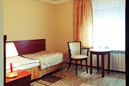 Motel Duet
