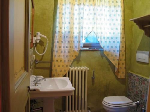 Bathroom, Agriturismo Fiore di Campo in Fermo