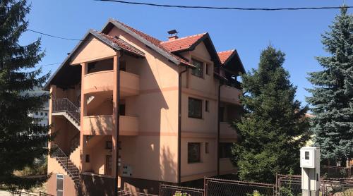 Зовнішній вигляд готелю, Apartments Vila Hercegovina in Вішеград