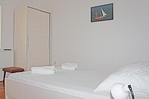  Bougainvillea Apartments in Makarska