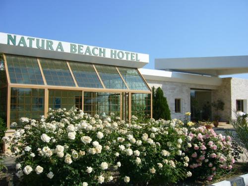 Natura Beach Hotel And Villas