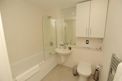 PREMIER SUITES PLUS Bristol Cabot - image 3