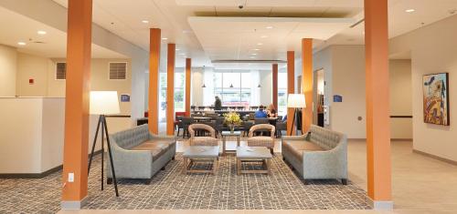 Gundersen Hotel & Suites