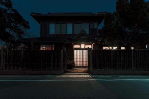 Entrance, Guest House Yonemuraya in Matsue