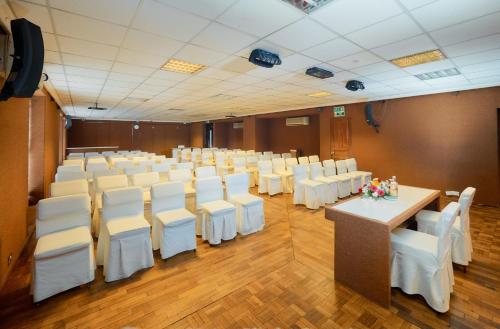 회의실/연회장, 더 골드 크레스트 호텔 (The Gold Crest Hotel) in 모리셔스