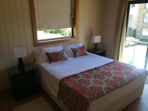 Two-Bedroom Cabin  image 5