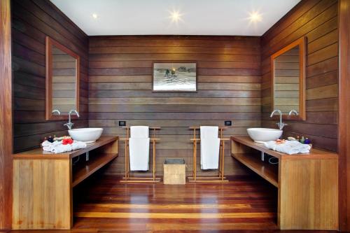 Gangehi Island Resort & Spa image 24