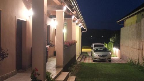 Dārzs, Country House Baranjski Tulipan in Kneževi Vinogradi