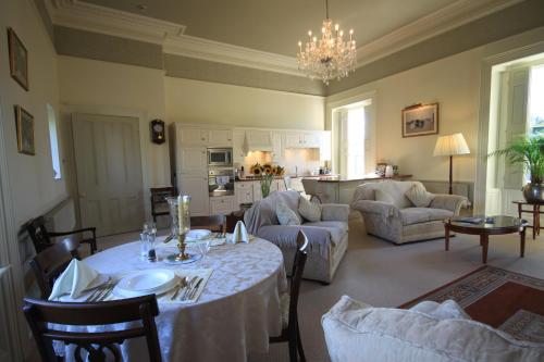 The Dower House Apartments - image 3