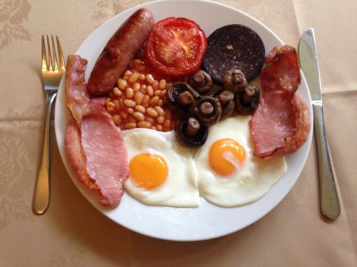 Rostrevor Hotel - Guest House - image 11