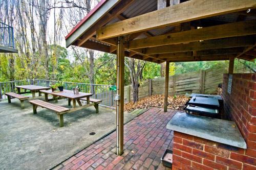 Létesítmények, Lorne Coachman Inn in Lorne