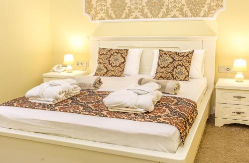 Onegin Rooms