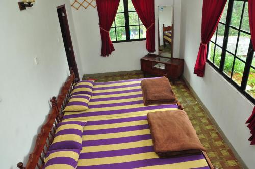 2 double beds